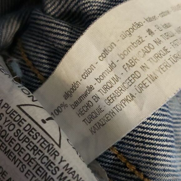 Zara Women's Medium Distressed Jean Jacket - Picture 15 of 15